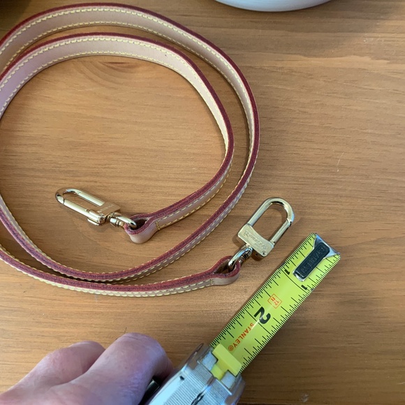 Louis Vuitton Vachetta Leather Shoulder Strap - Picture 13 of 16